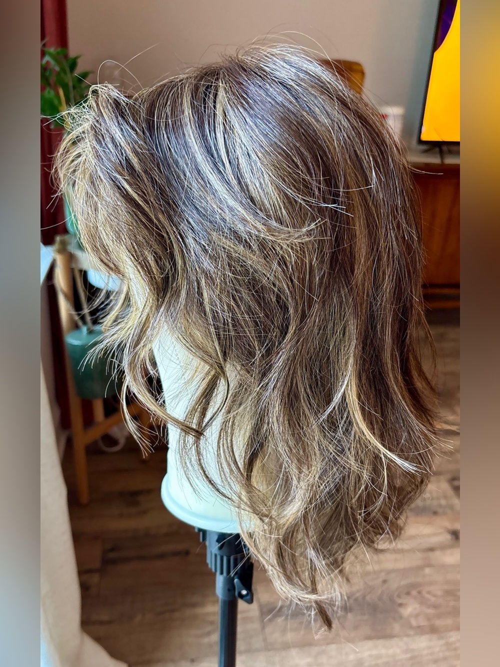 BELLE TRESS Campbell HF Wig - Chocolate Buttercream